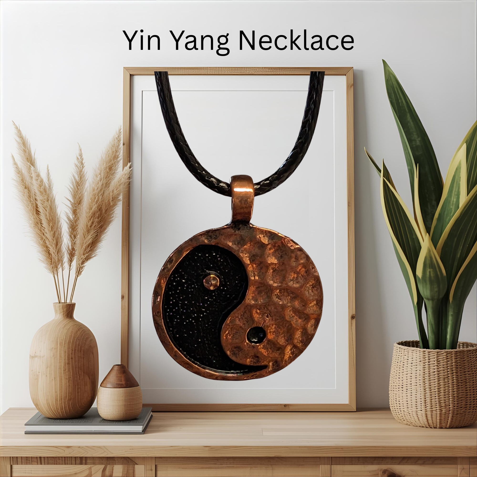 Vintage Yin Yang Charm Pendant Necklace Chinese Tai Chi Necklace Zinc Alloy Vintage Boho BLACK and COPPER