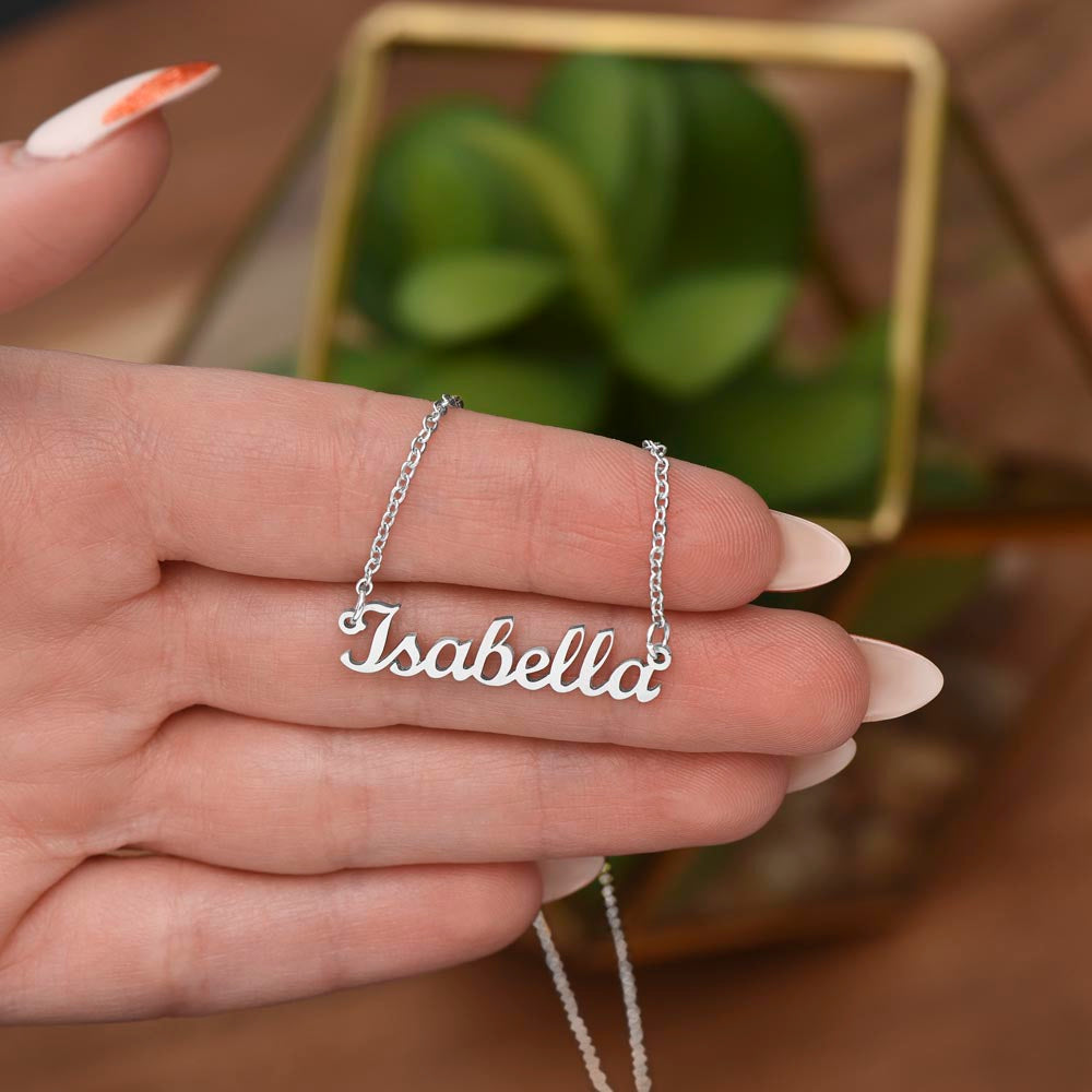 Luxury Personalized Name Necklace for Women – Custom Gold or Silver – A Gift They’ll Treasure Forever