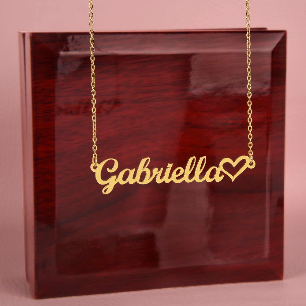 Luxury Personalized Heart Name Necklace — The Gift She’ll Never Want to Take Off